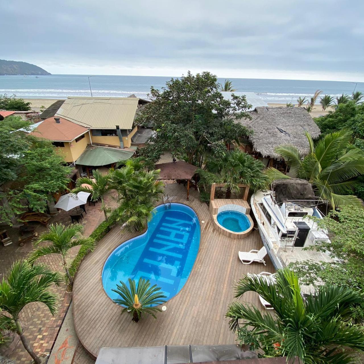 Hotel Nantu Hosteria Puerto Lopez Exterior photo